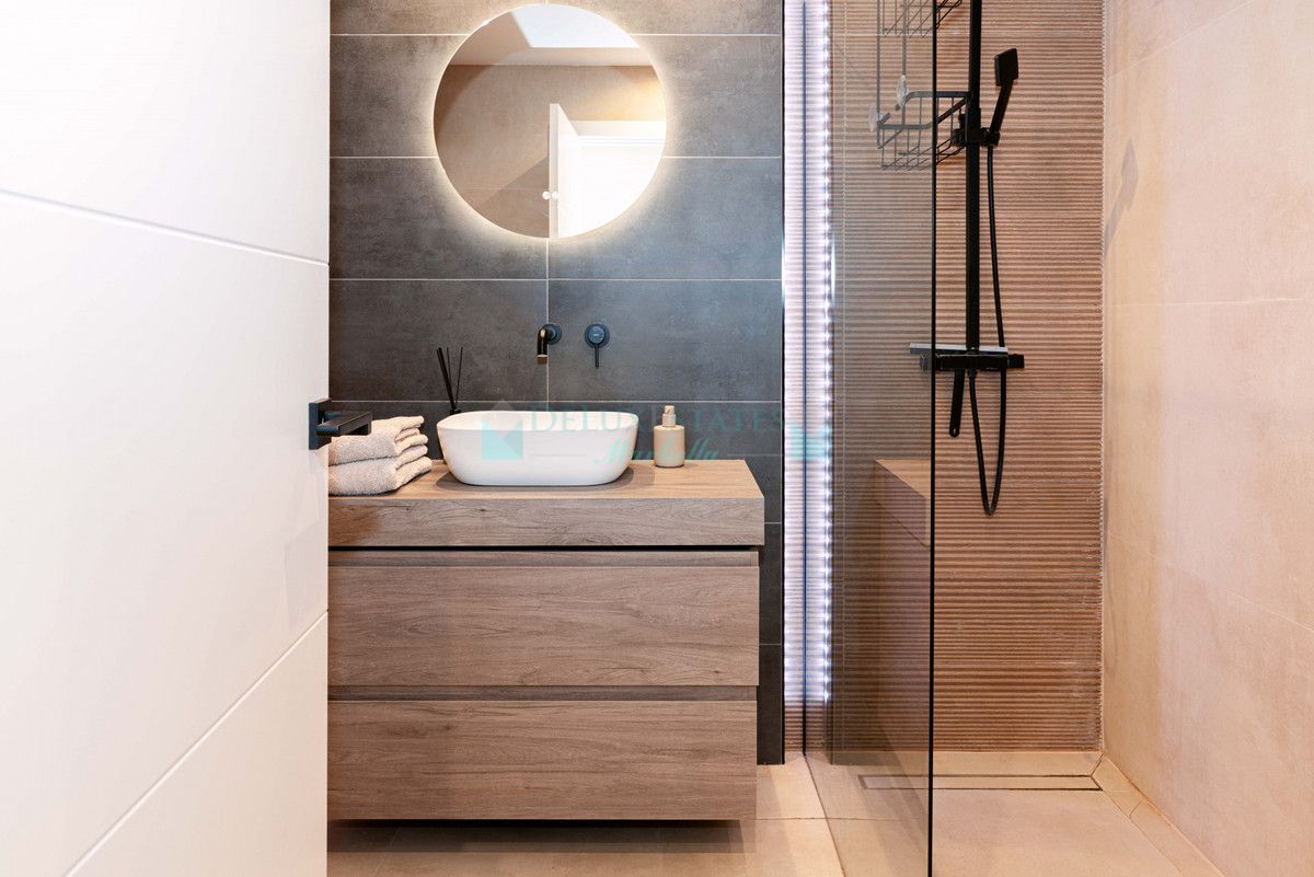 Apartment for sale in Nueva Andalucia