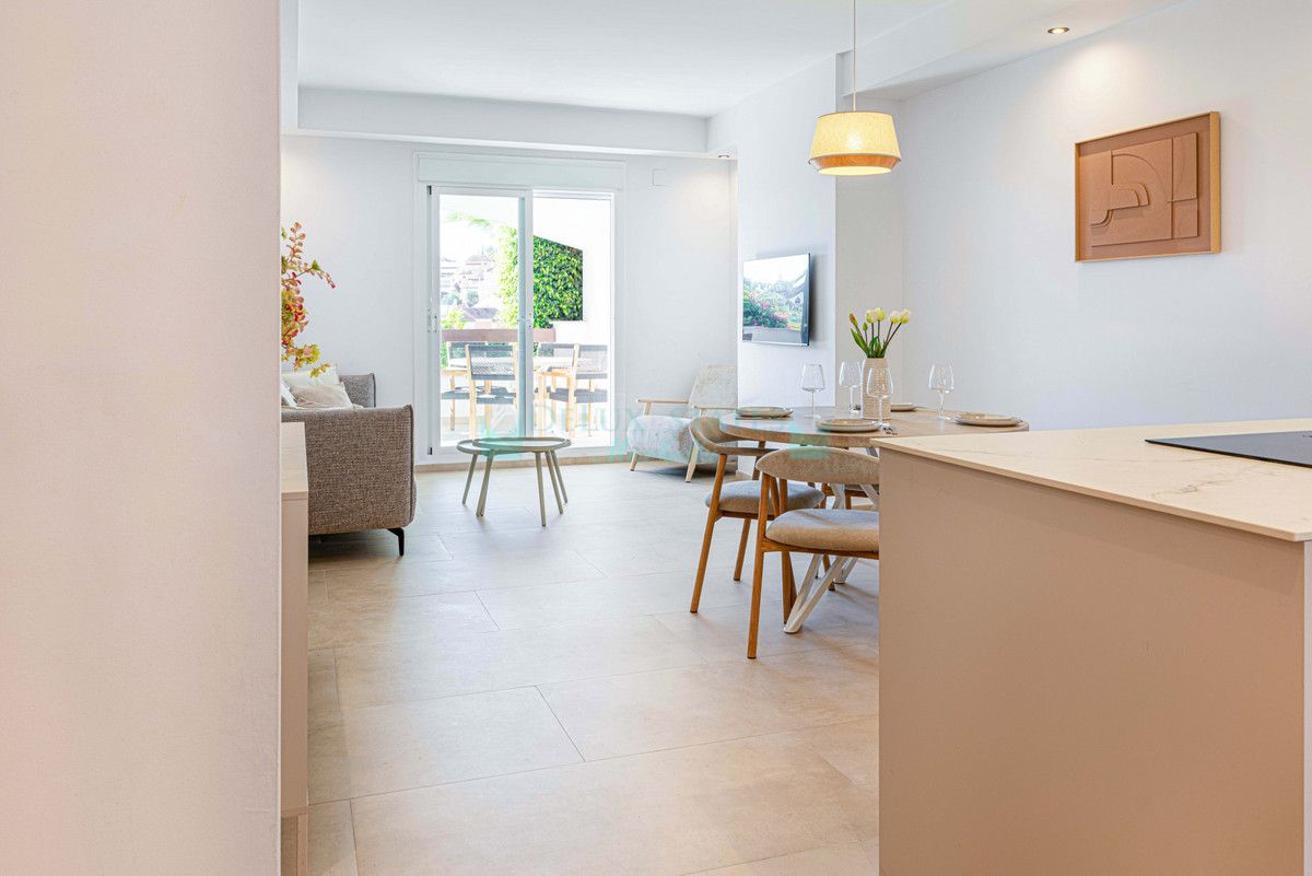 Apartment for sale in Nueva Andalucia