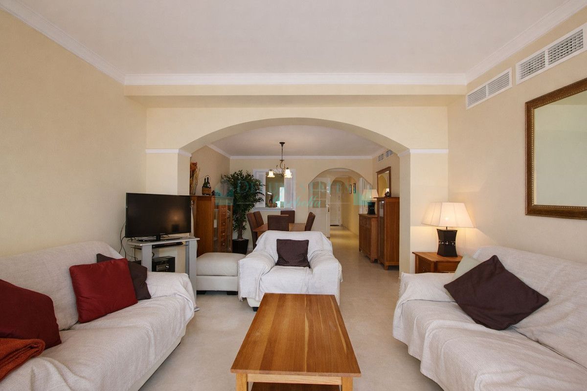 Apartment for sale in Elviria, Marbella East