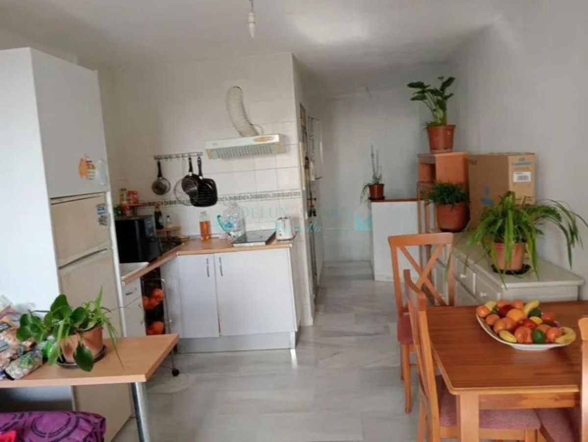 Apartment for sale in Estepona