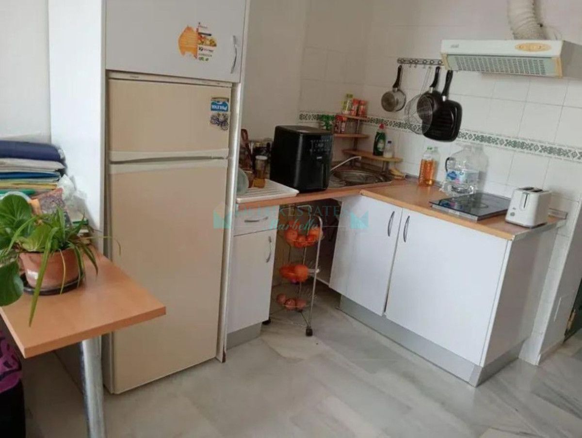 Apartment for sale in Estepona