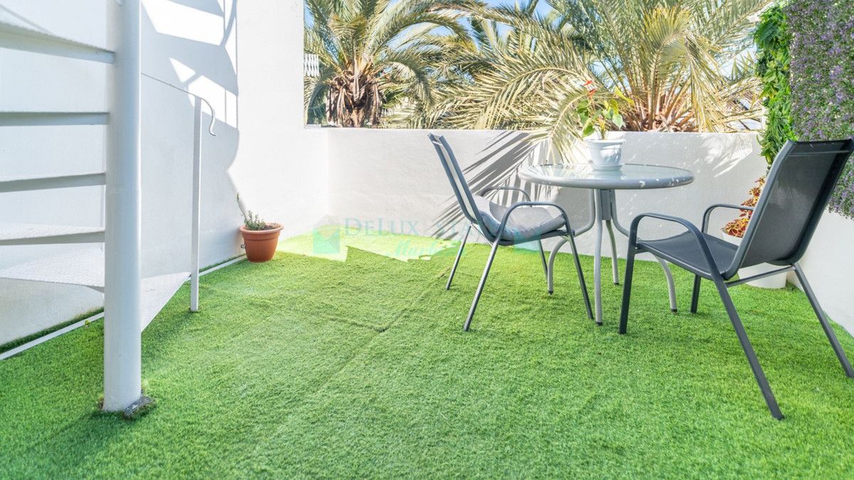 Penthouse for sale in Estepona