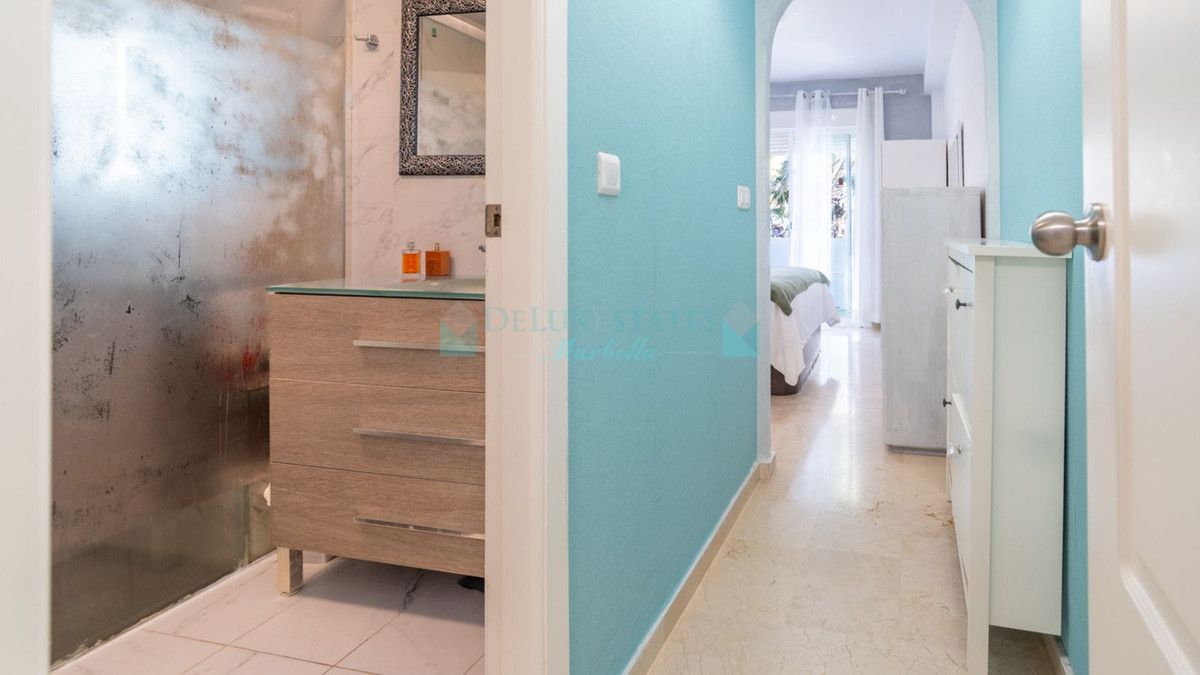 Penthouse for sale in Estepona