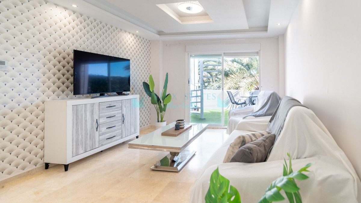 Penthouse for sale in Estepona