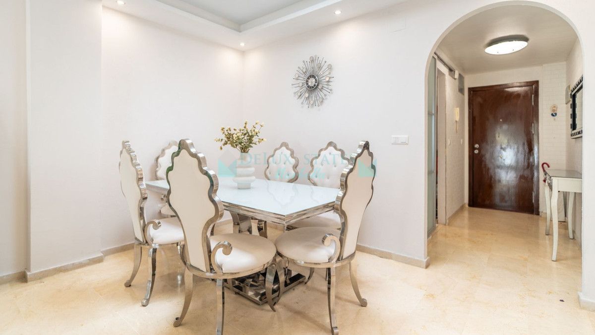 Penthouse for sale in Estepona