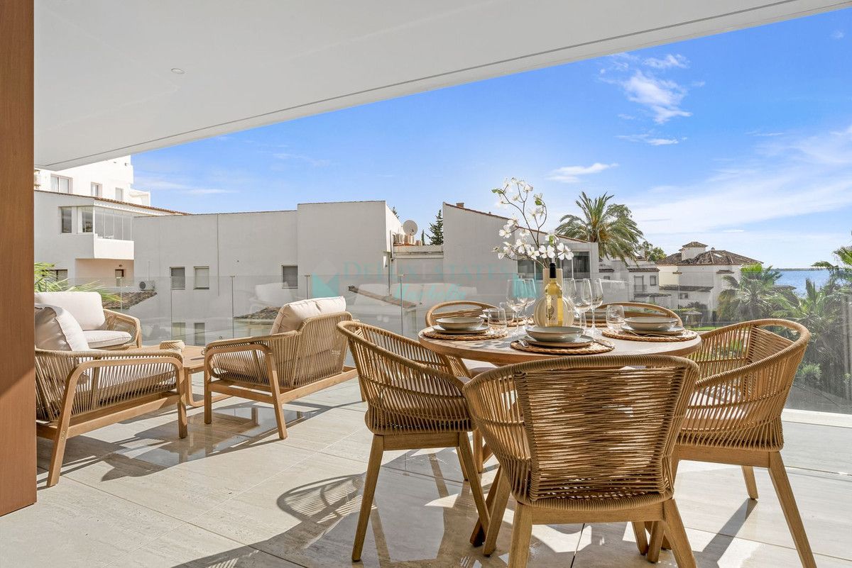 Apartamento en venta en Estepona
