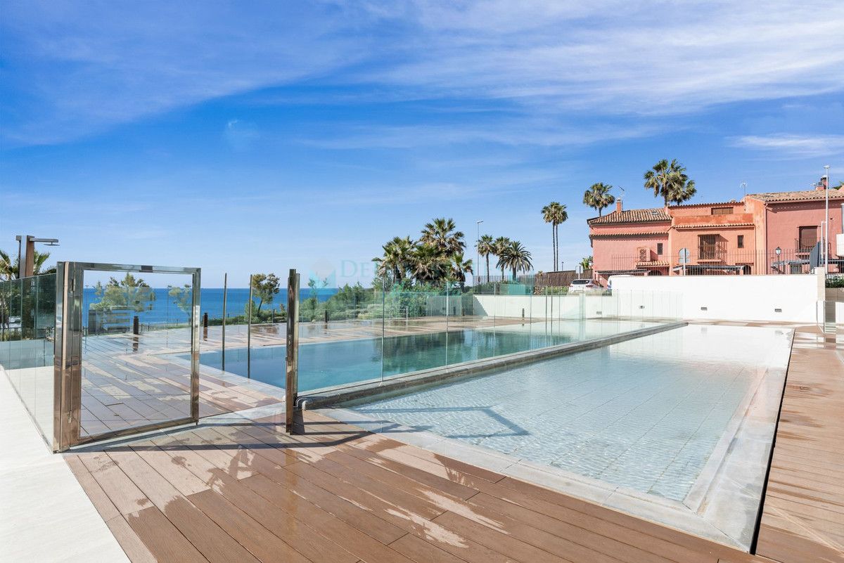 Apartamento en venta en Estepona