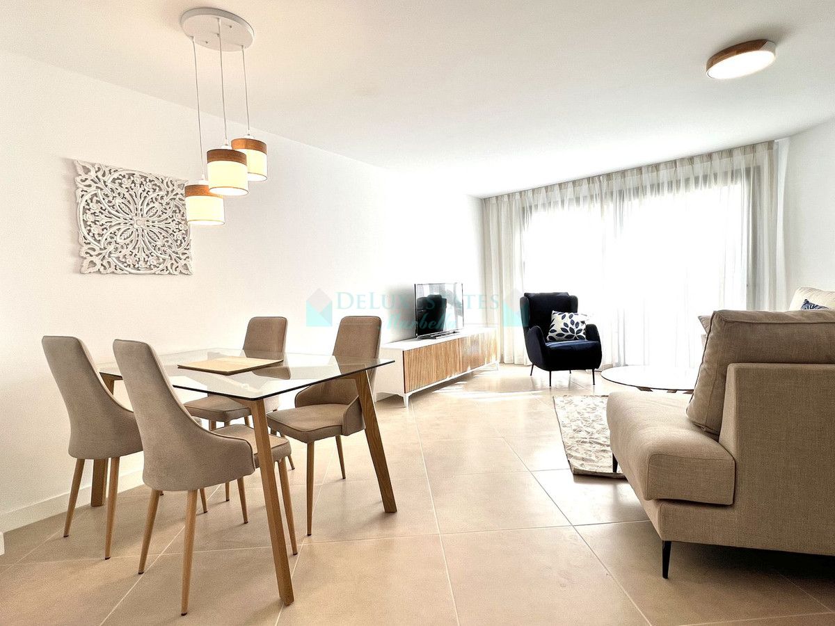 Town House for sale in Estepona