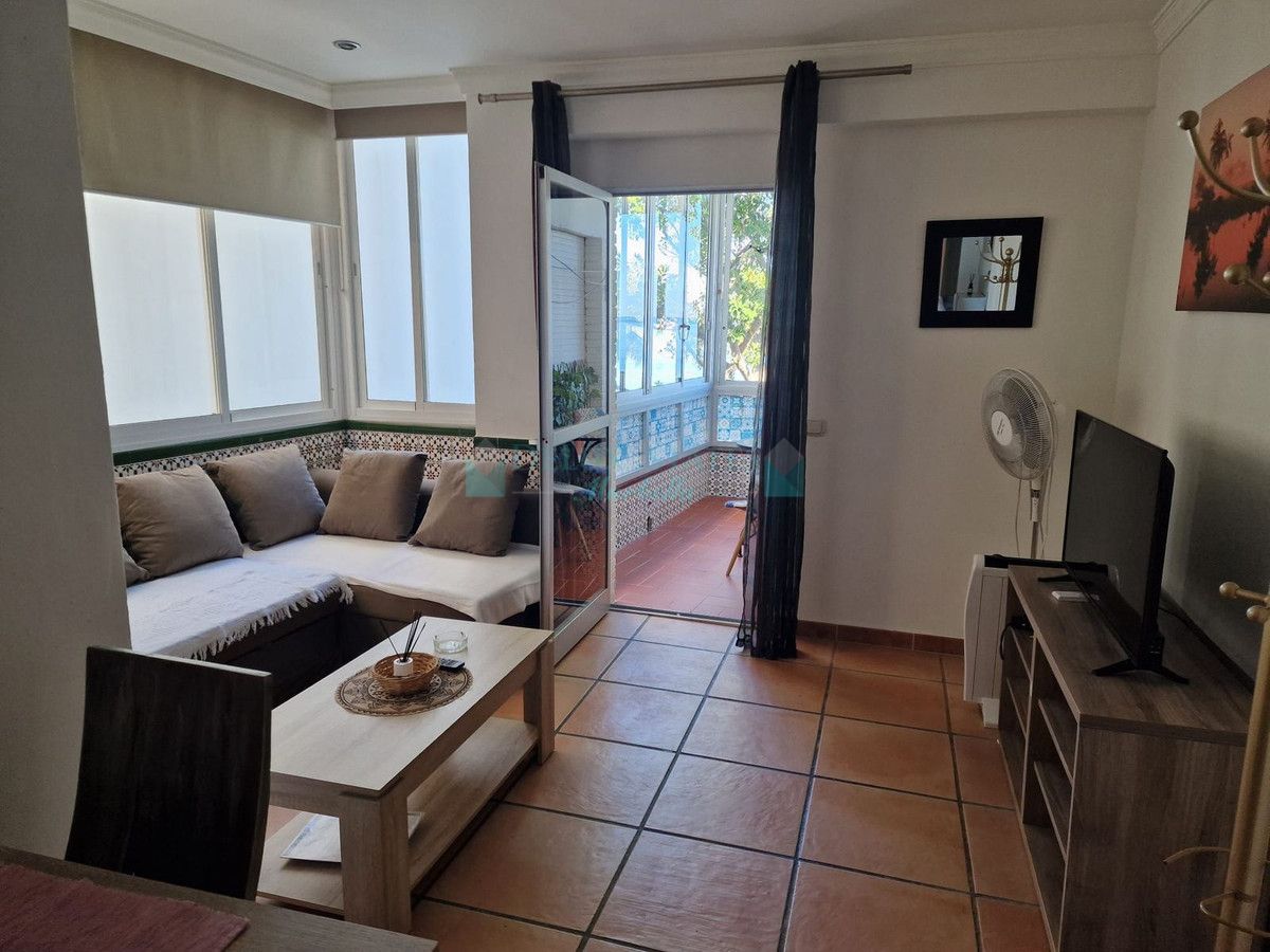 Apartment for sale in Estepona