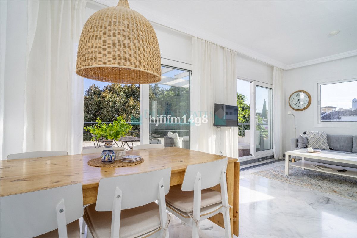 Apartment for sale in Nueva Andalucia