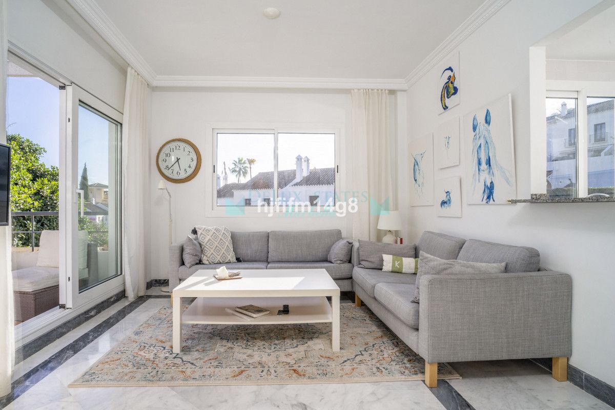 Apartment for sale in Nueva Andalucia