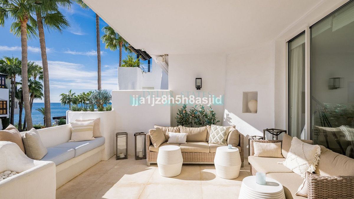 Apartment for sale in Marbella Golden Mile