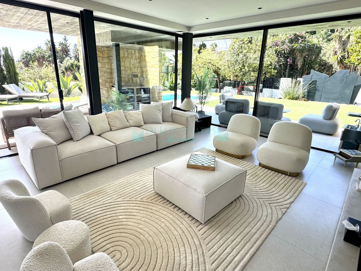 Villa for sale in Nagüeles, Marbella Golden Mile