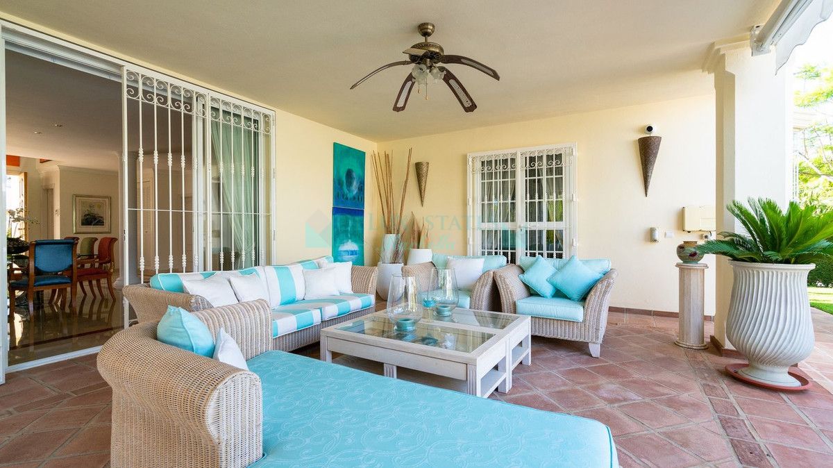 Villa for sale in Elviria, Marbella East