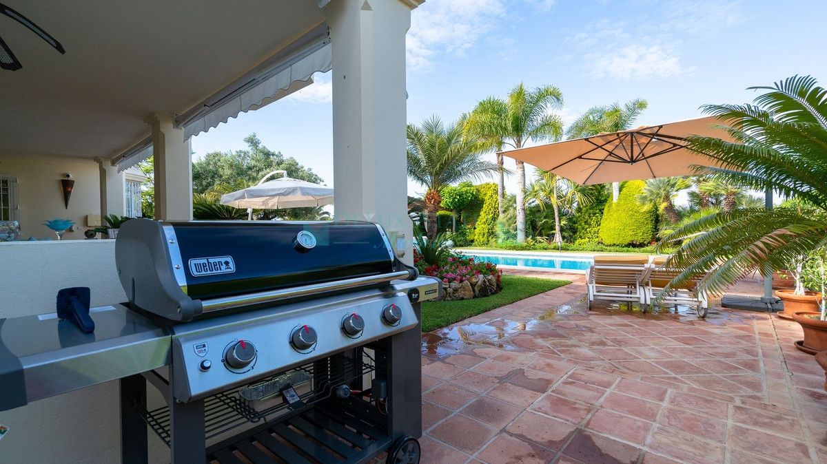 Villa for sale in Elviria, Marbella East