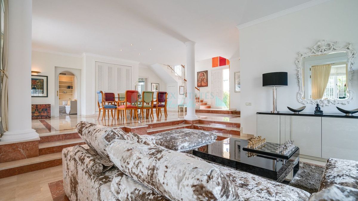 Villa for sale in Elviria, Marbella East