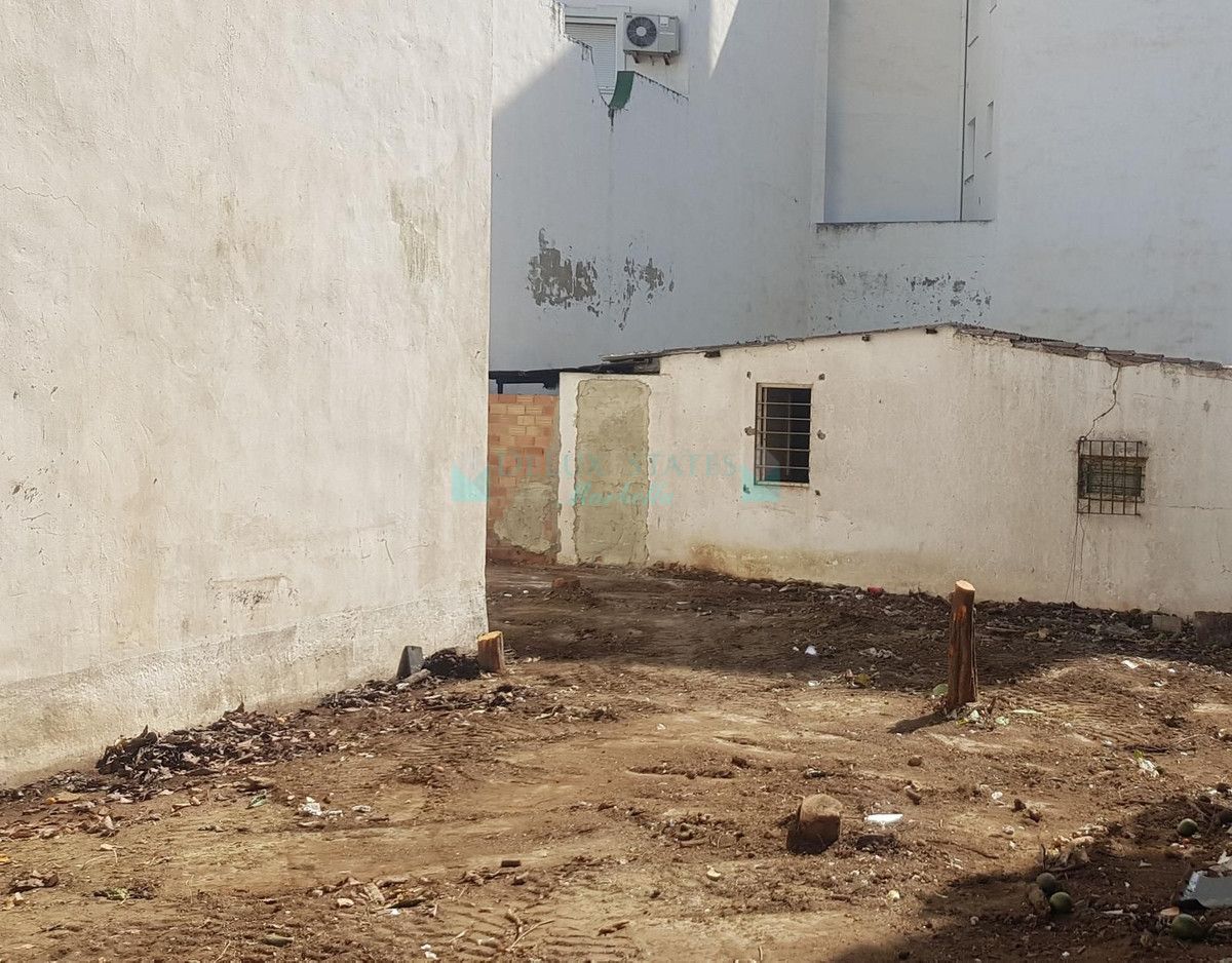 Residential Plot for sale in Estepona