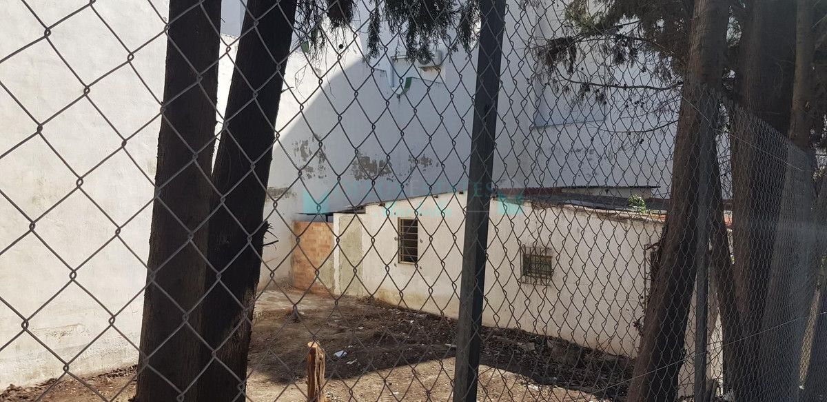 Residential Plot for sale in Estepona