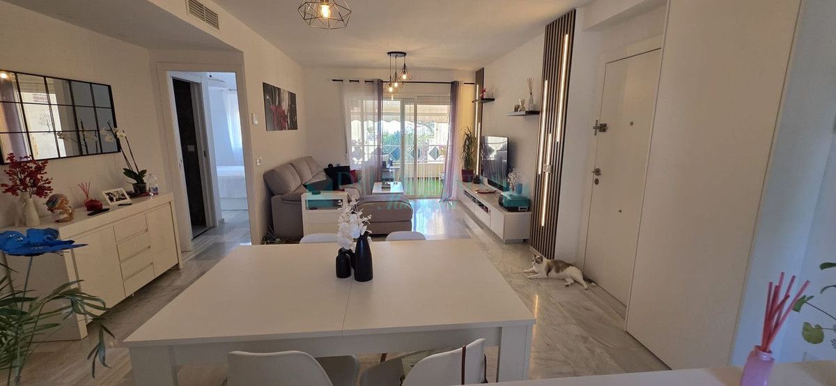Apartment for sale in Costabella, Marbella East