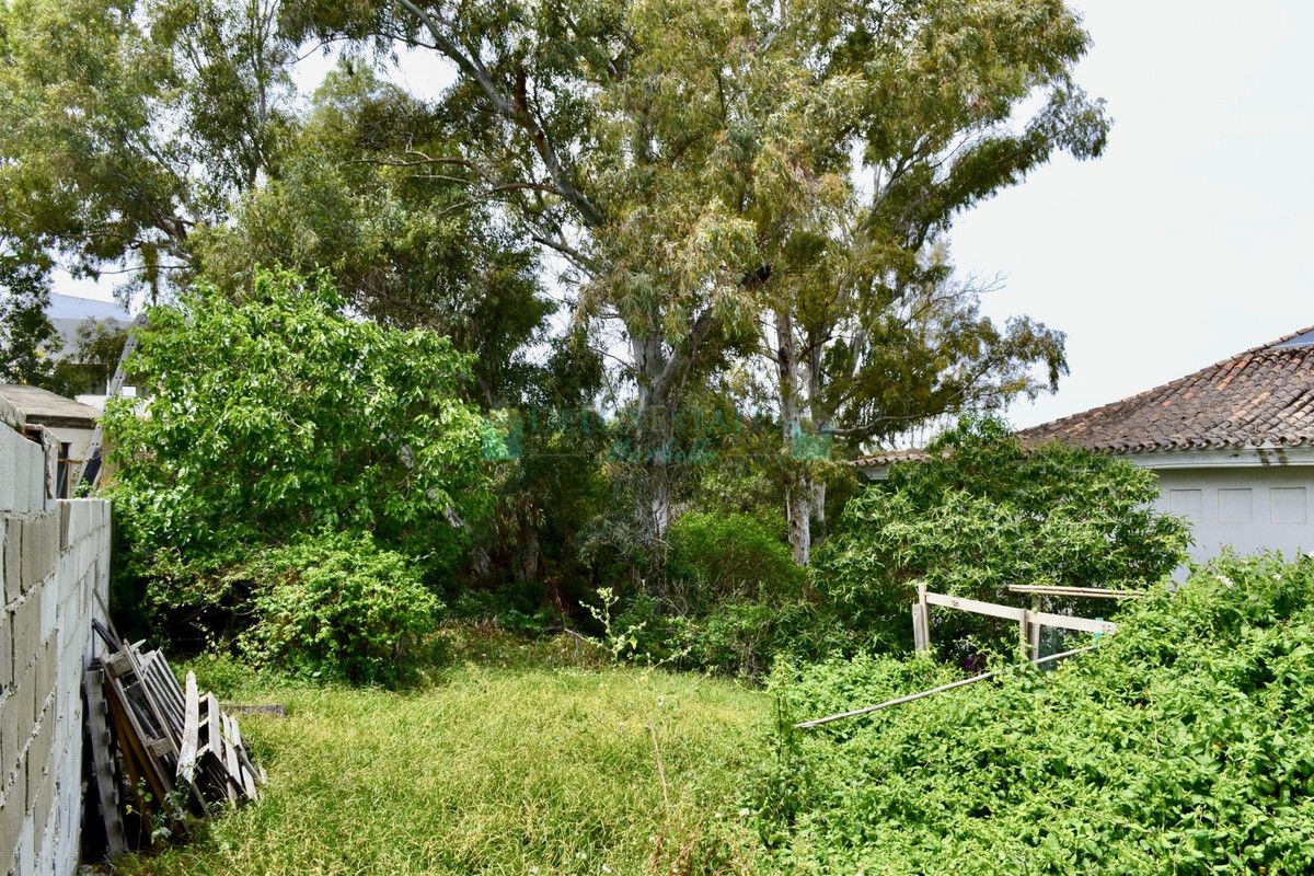 Plot for sale in Estepona