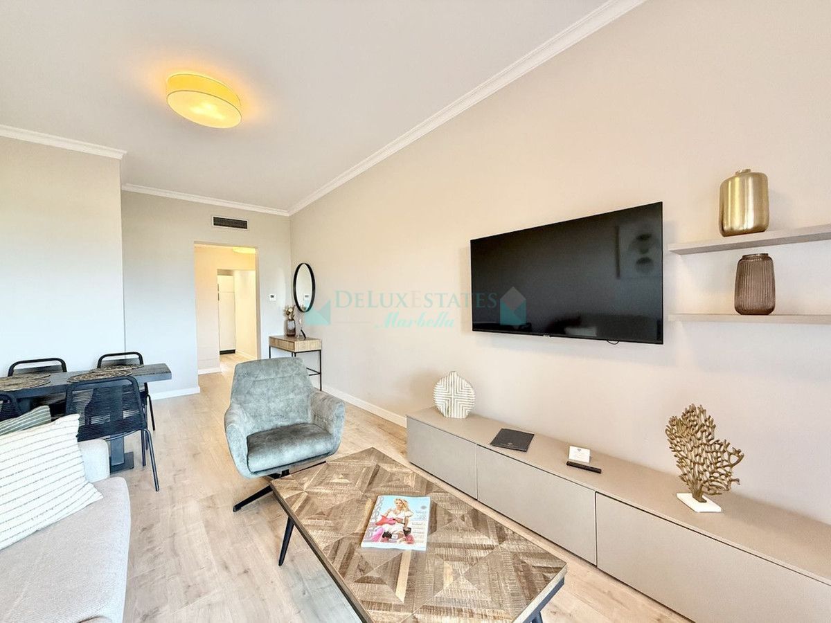 Apartment for sale in Benahavis