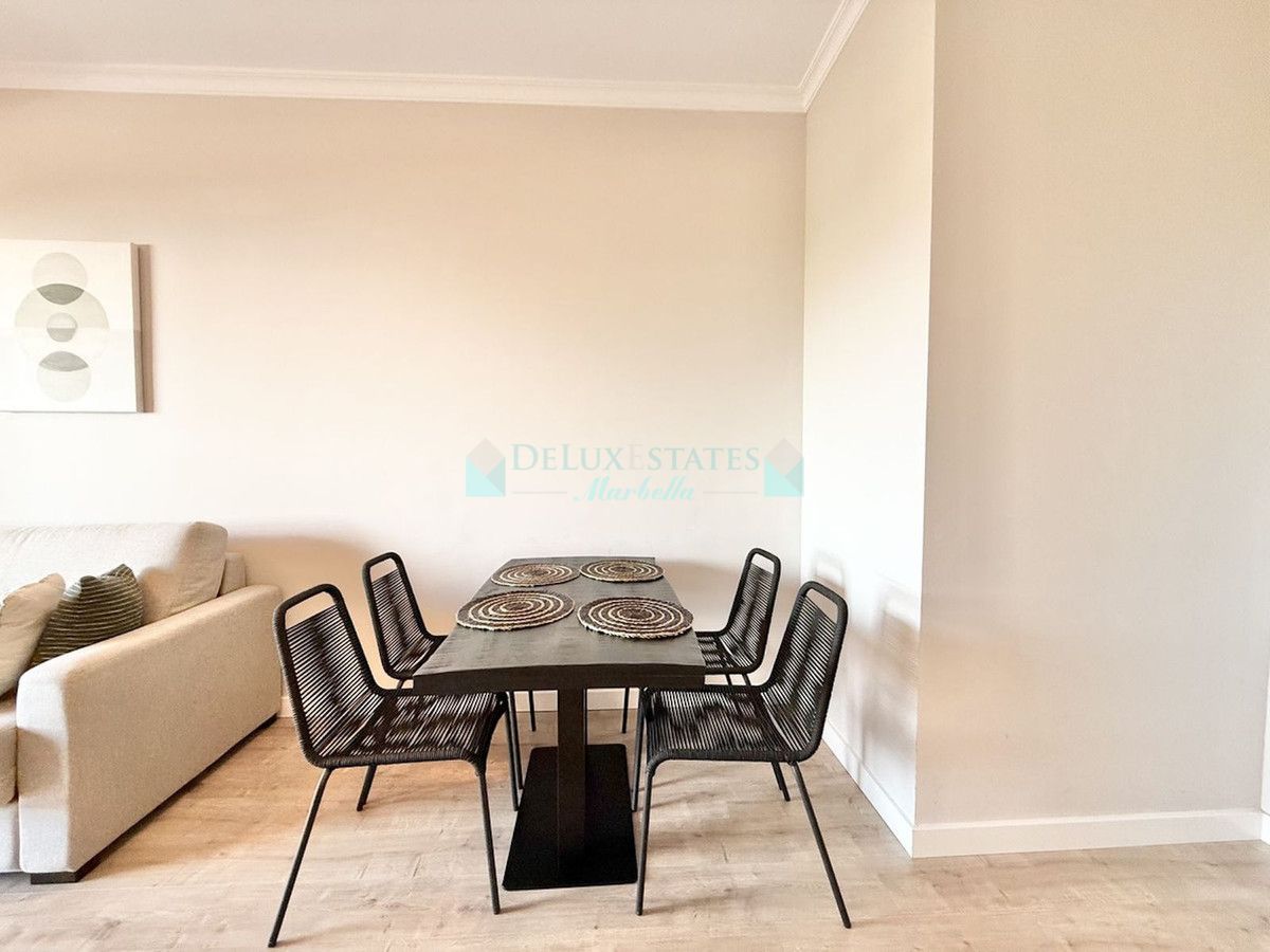 Apartment for sale in Benahavis