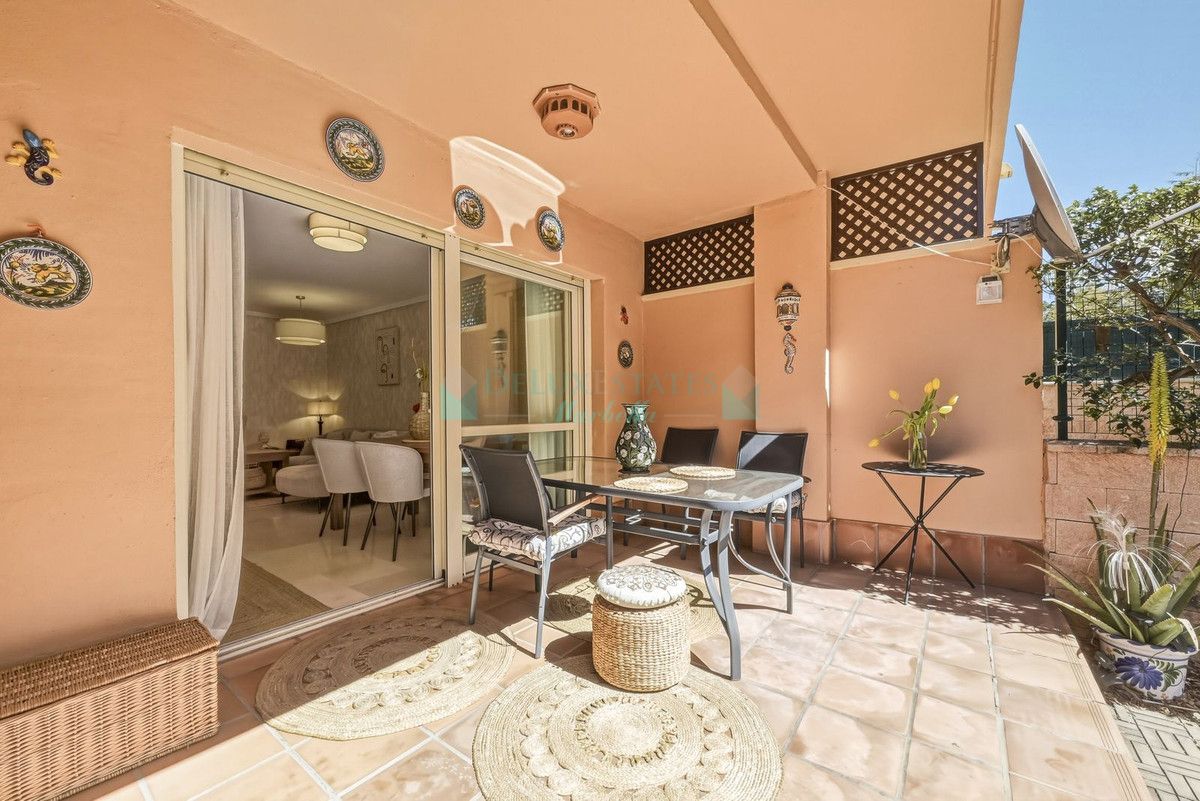 Ground Floor Apartment for sale in Carib Playa, Marbella East