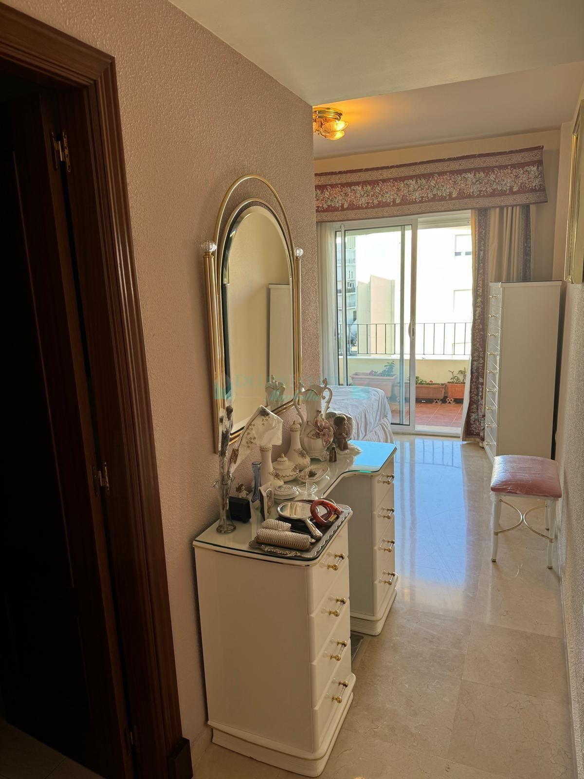 Apartamento en venta en Estepona