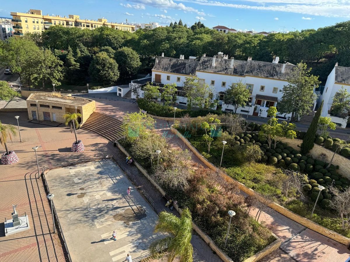 Apartamento en venta en Estepona