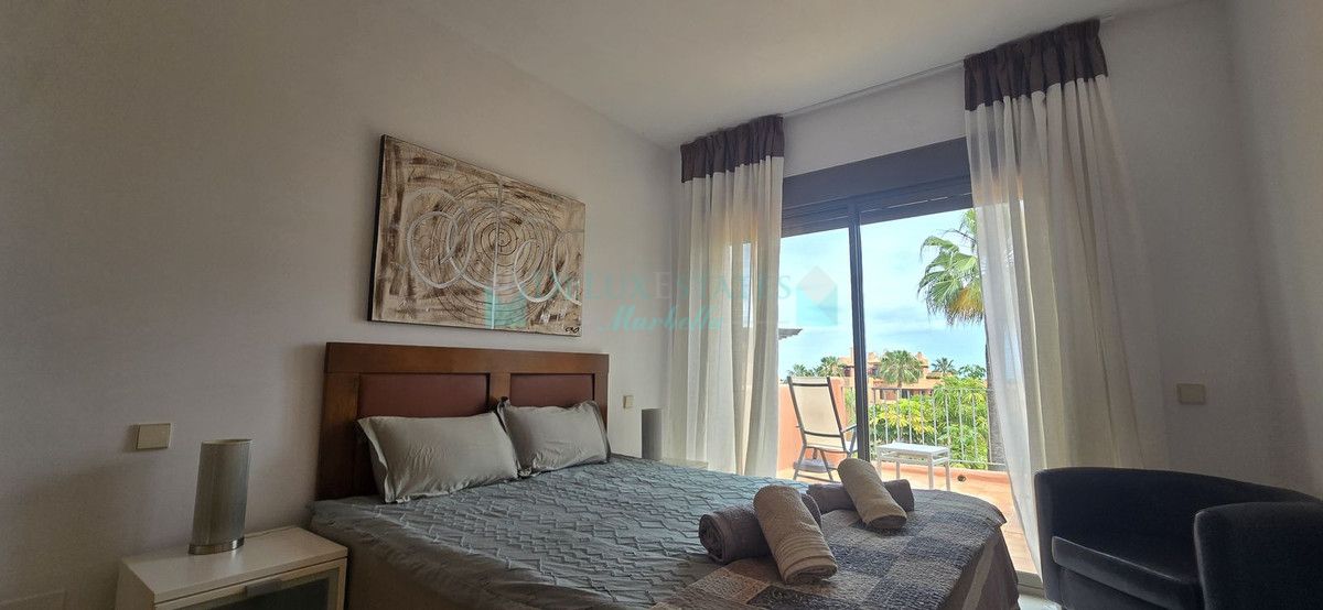Ático en venta en New Golden Mile, Estepona