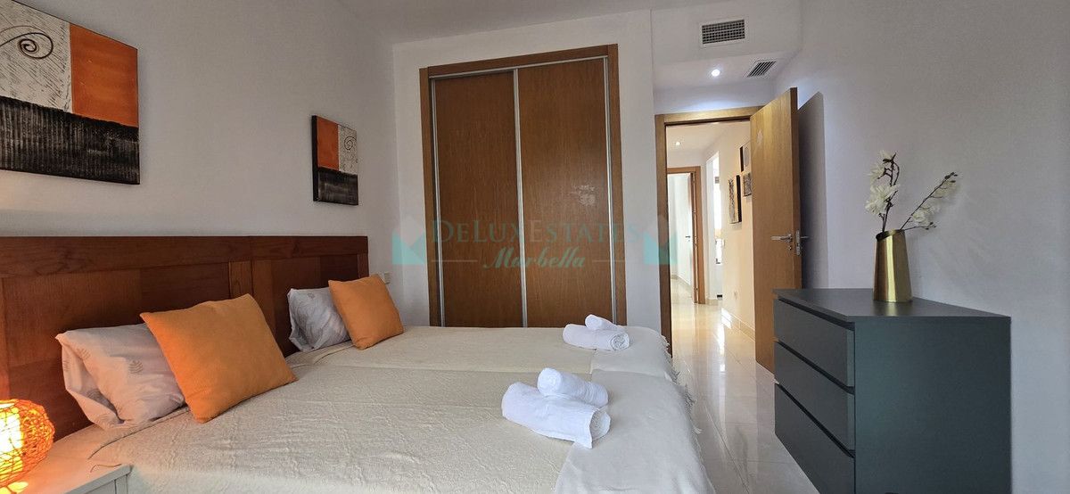 Ático en venta en New Golden Mile, Estepona