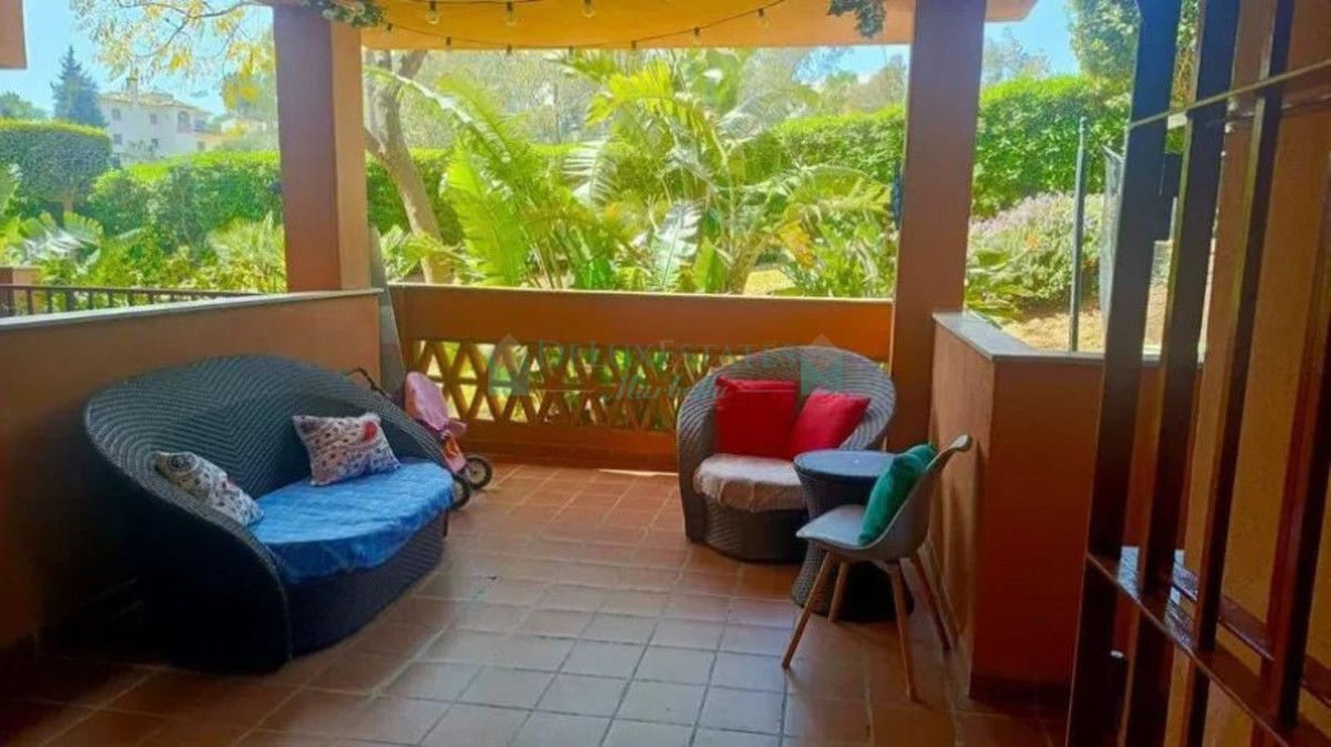 Ground Floor Apartment for sale in Elviria, Marbella East