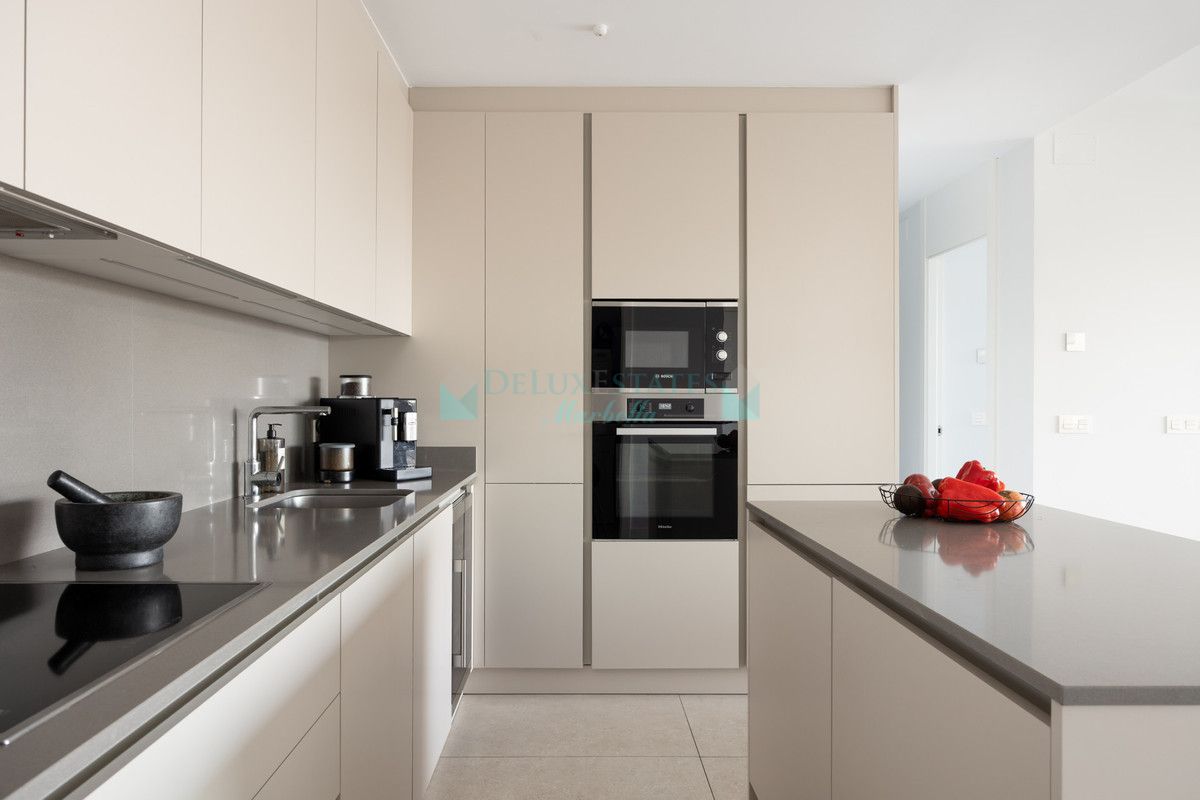 Apartment for sale in La Quinta, Benahavis