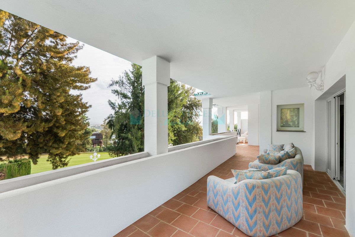 Semi Detached Villa for sale in La Quinta, Benahavis