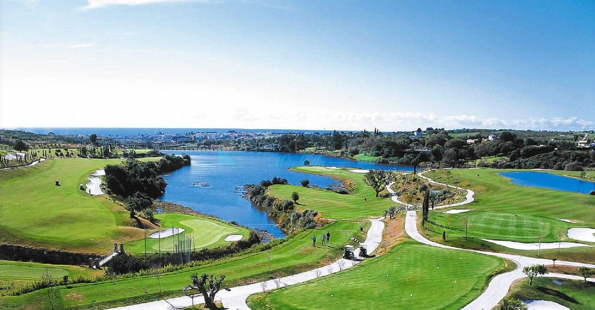 Apartment for sale in Los Flamingos, Benahavis