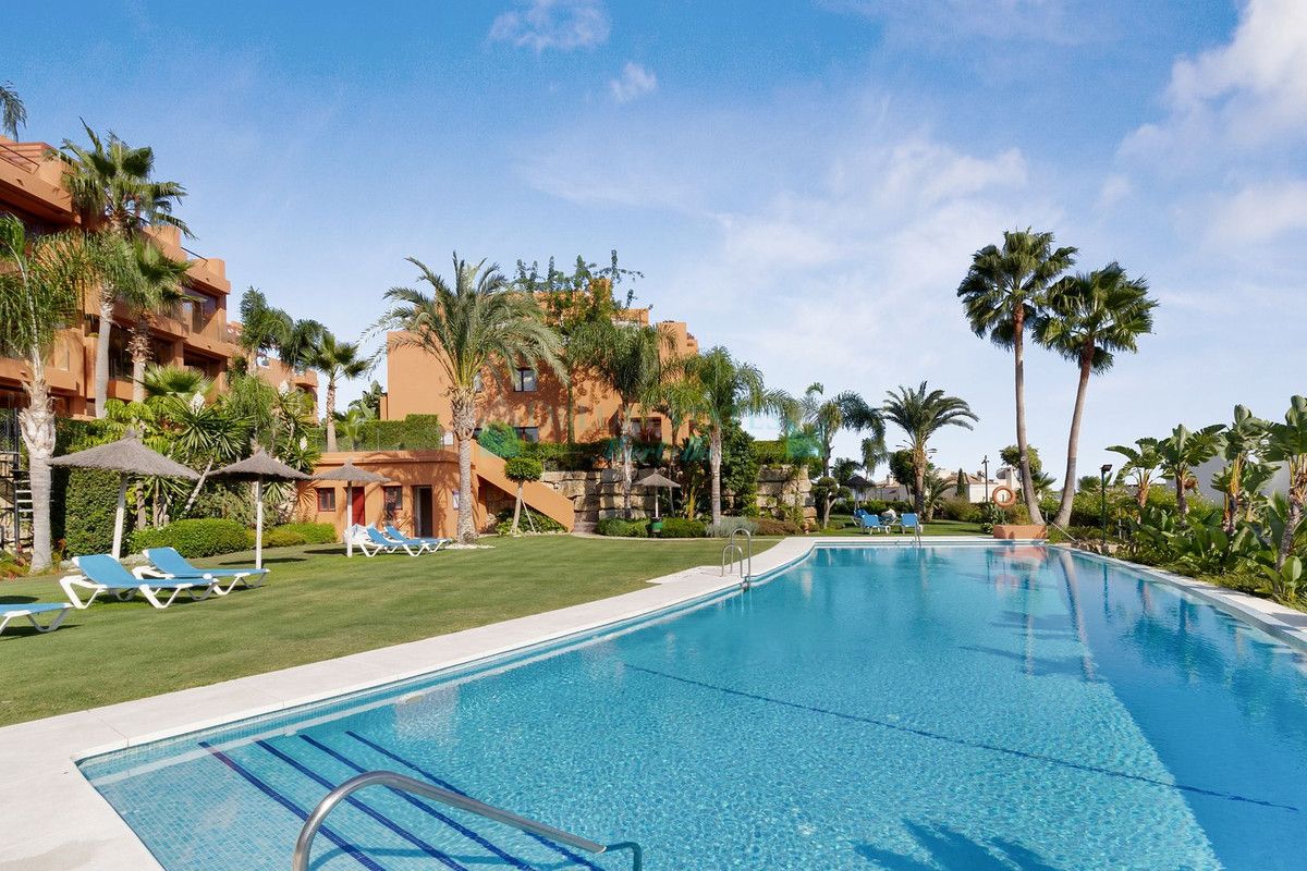 Ground Floor Apartment for sale in Los Flamingos, Benahavis