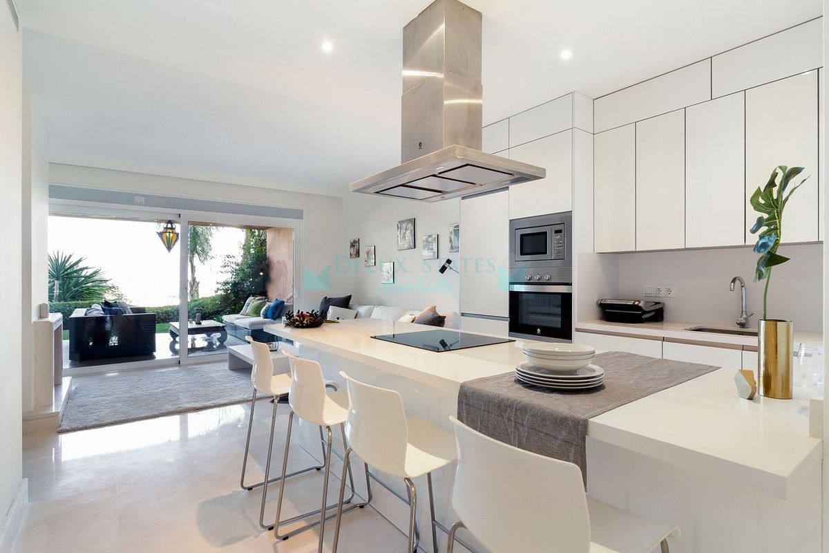 Ground Floor Apartment for sale in Los Flamingos, Benahavis