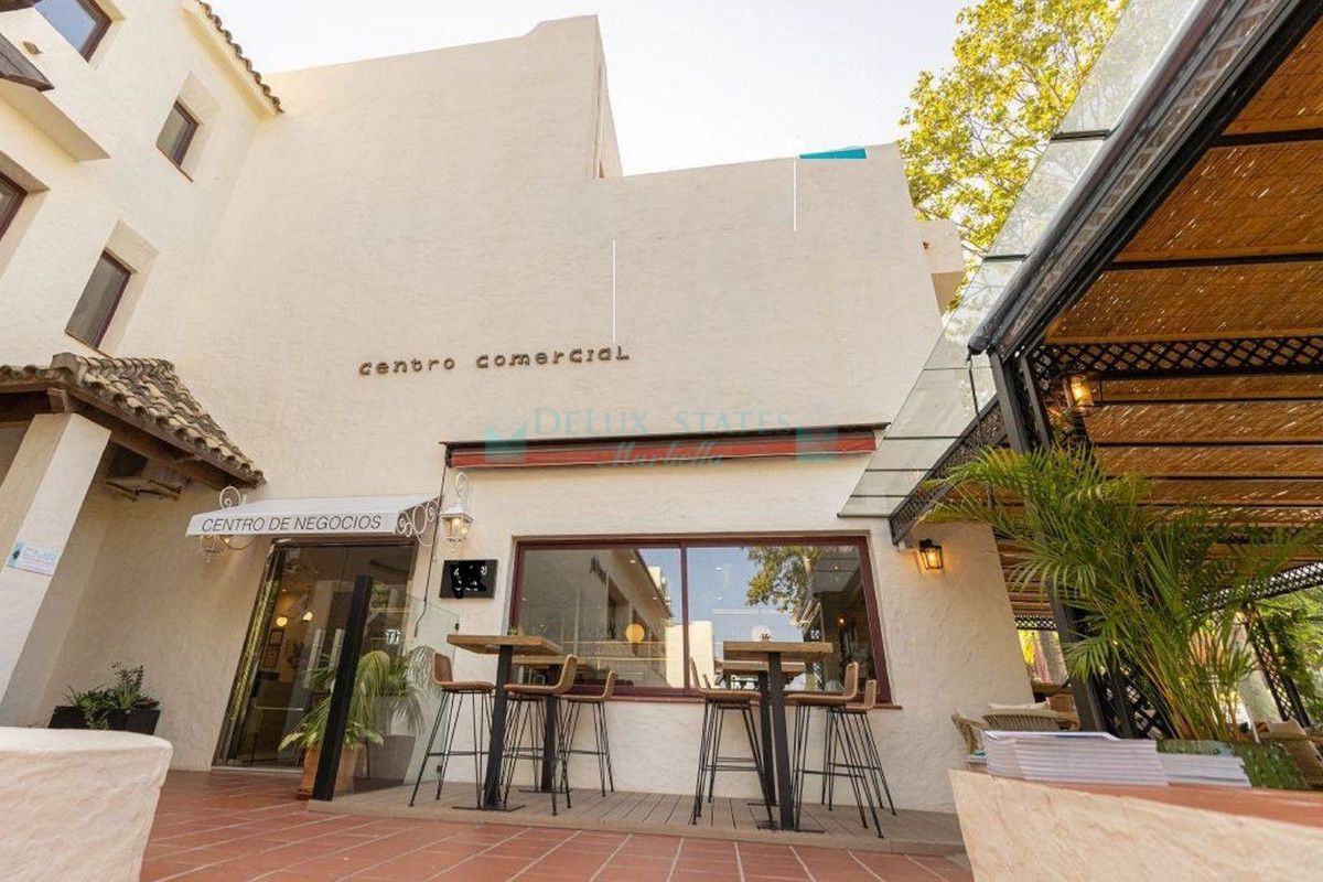 Office for sale in Nueva Andalucia