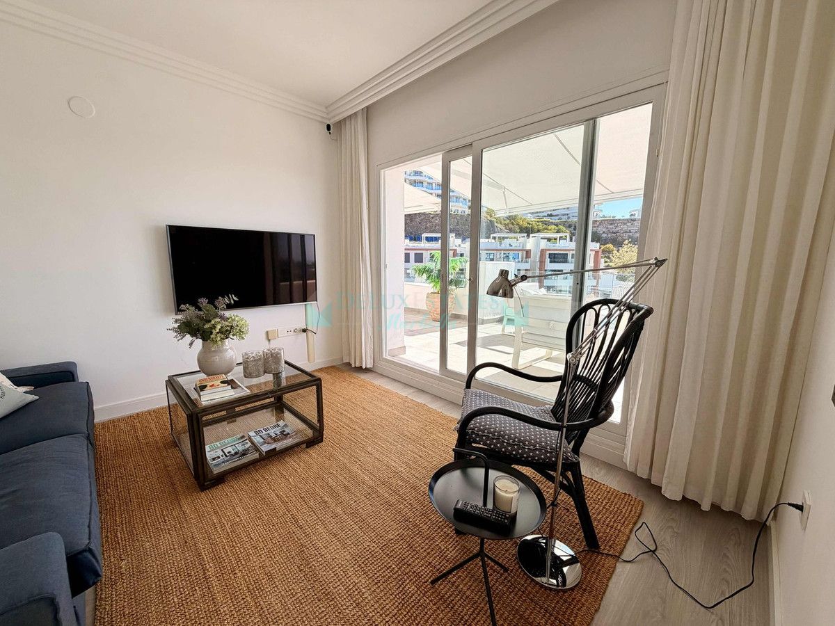 Apartamento en venta en Benahavis
