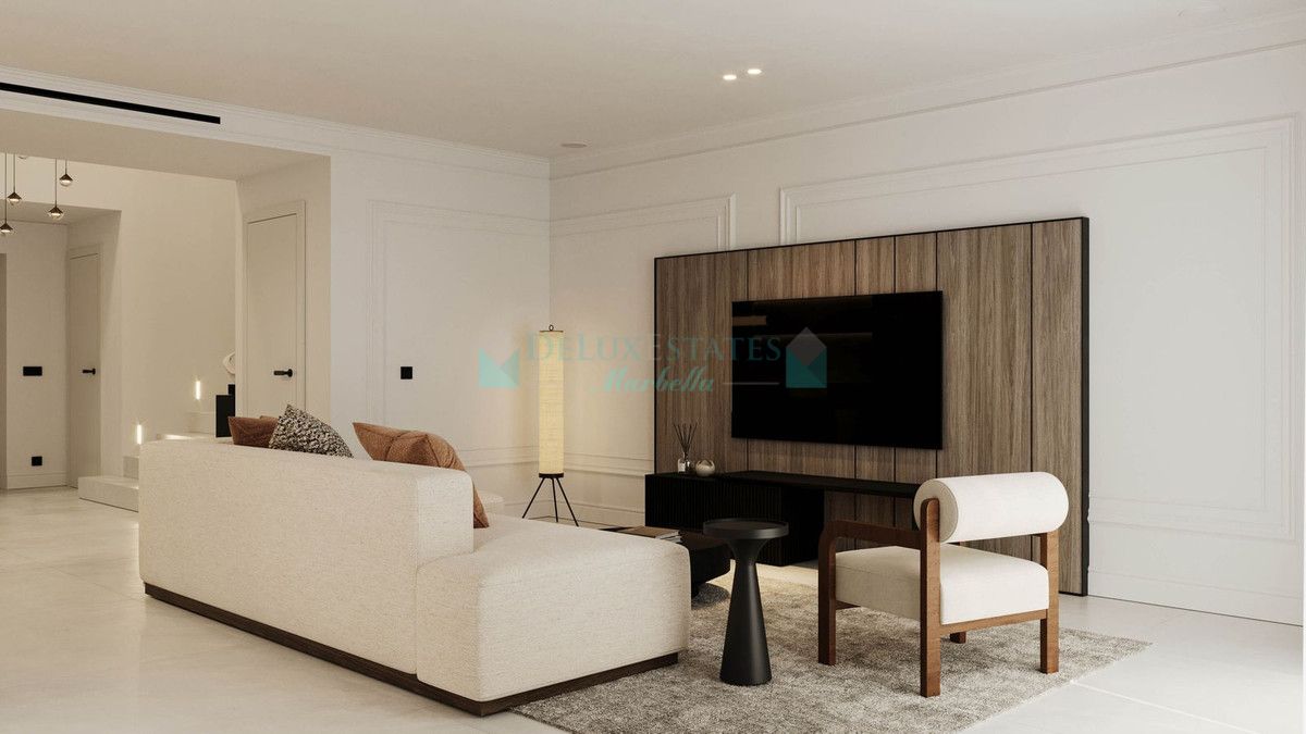 Town House for sale in Nueva Andalucia