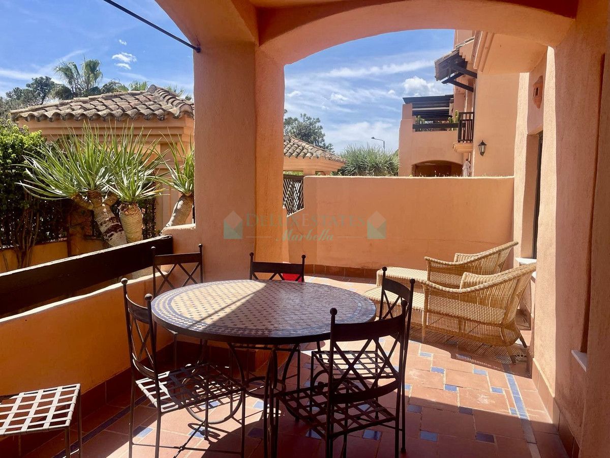 Ground Floor Apartment for sale in Hacienda del Sol, Estepona