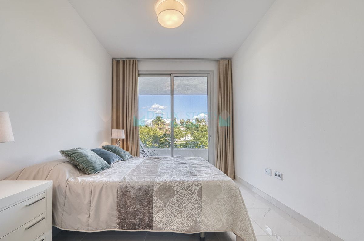 Apartment for sale in Estepona