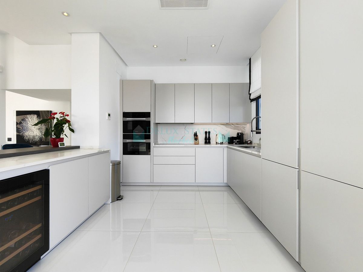 Villa en venta en Benahavis