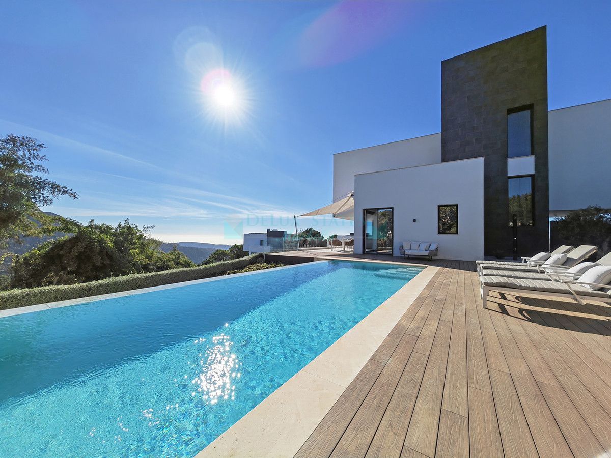 Villa en venta en Benahavis