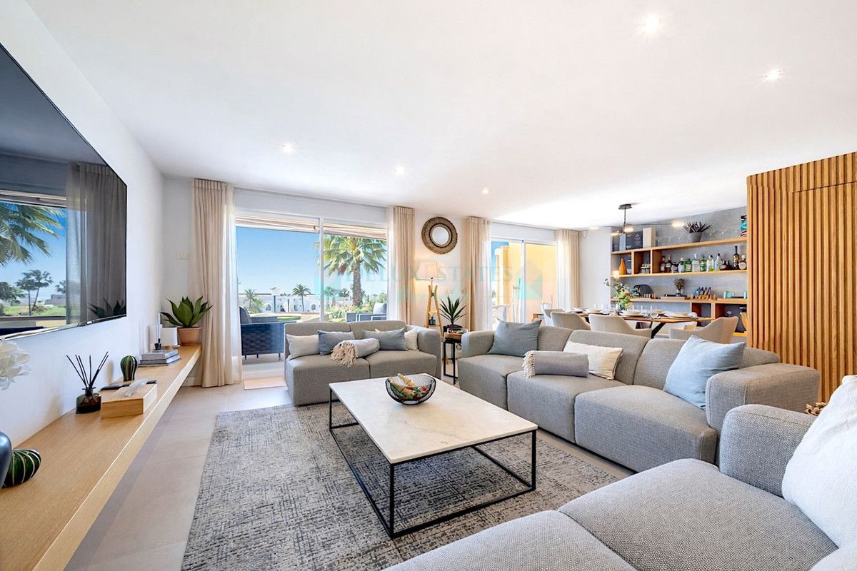 Town House for sale in Estepona