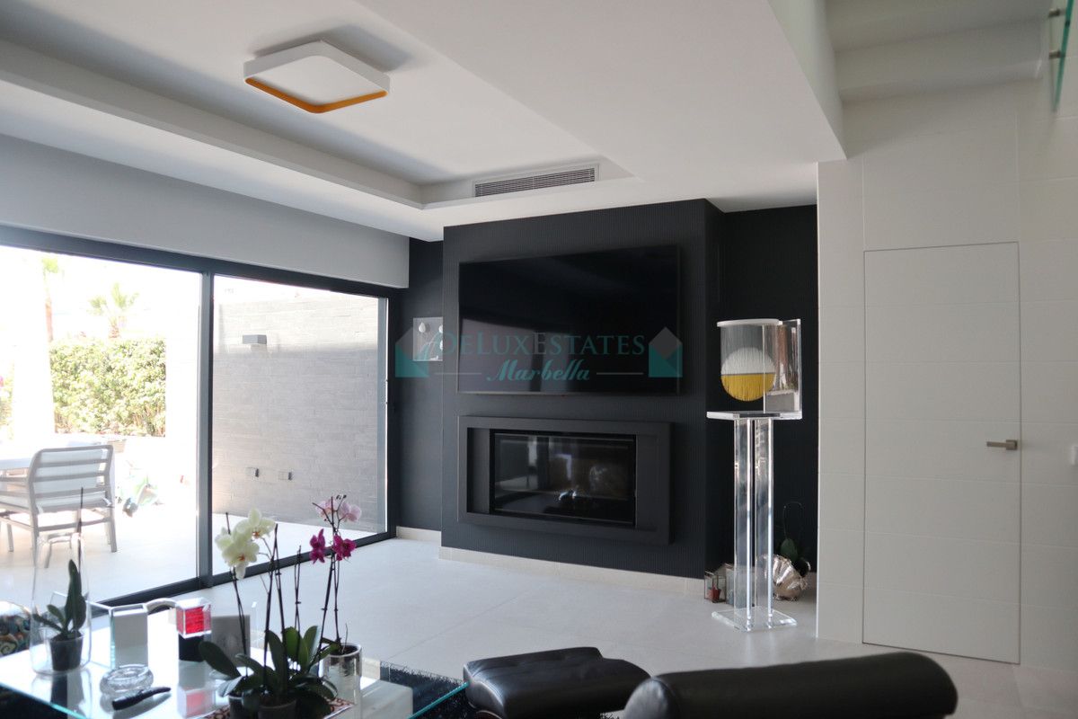 Town House for rent in Estepona