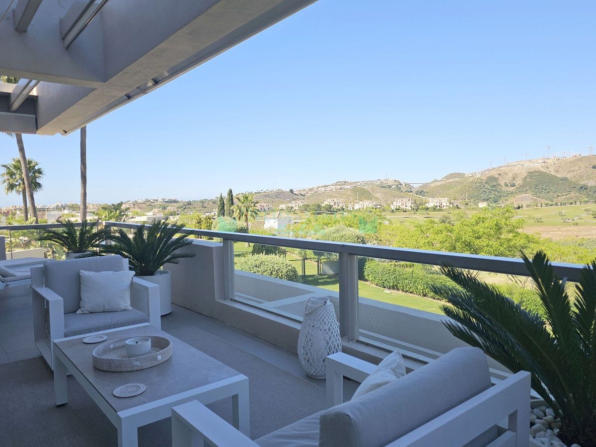 Apartment for rent in Benahavis
