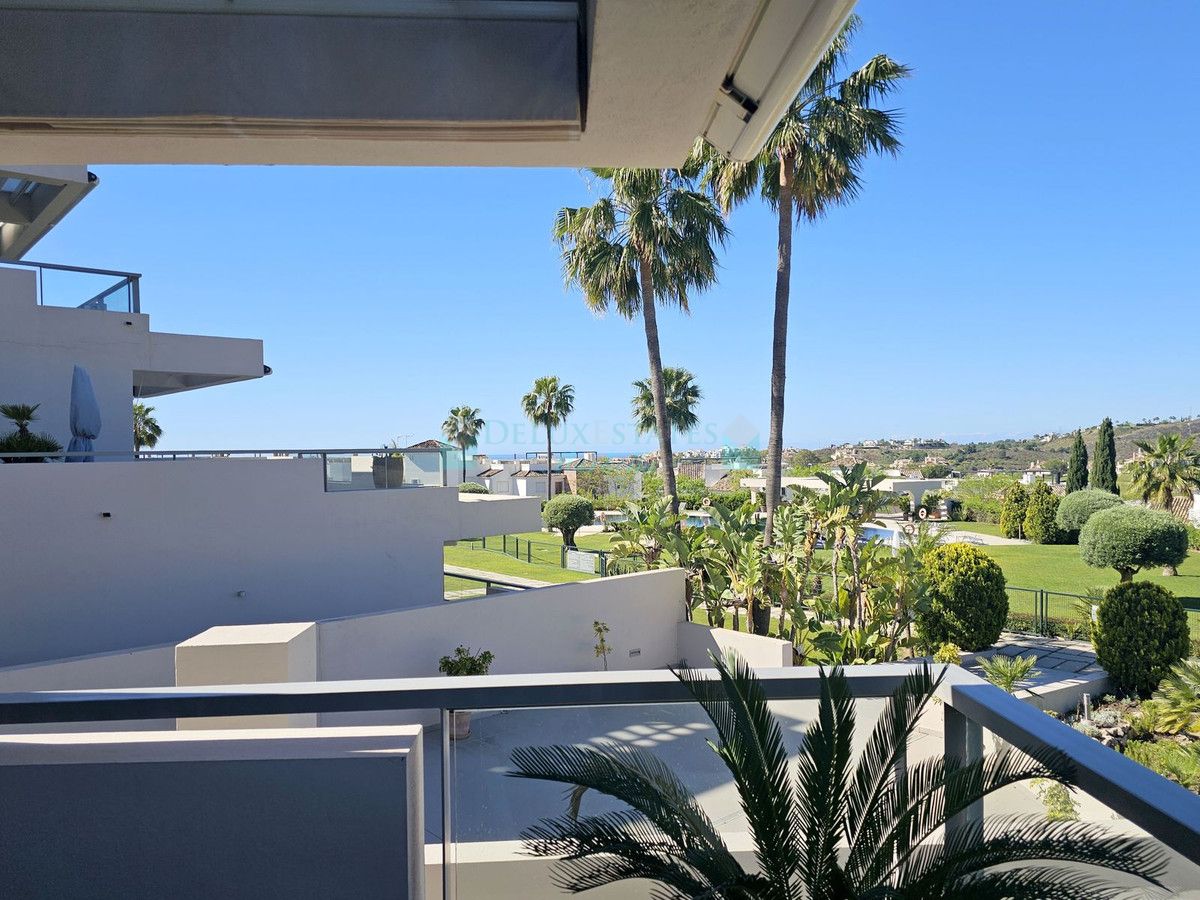Apartment for rent in Benahavis
