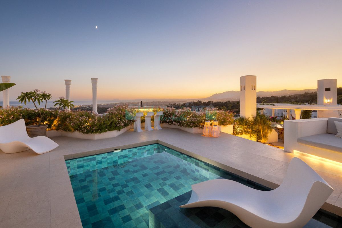 Penthouse for sale in Marbella Golden Mile
