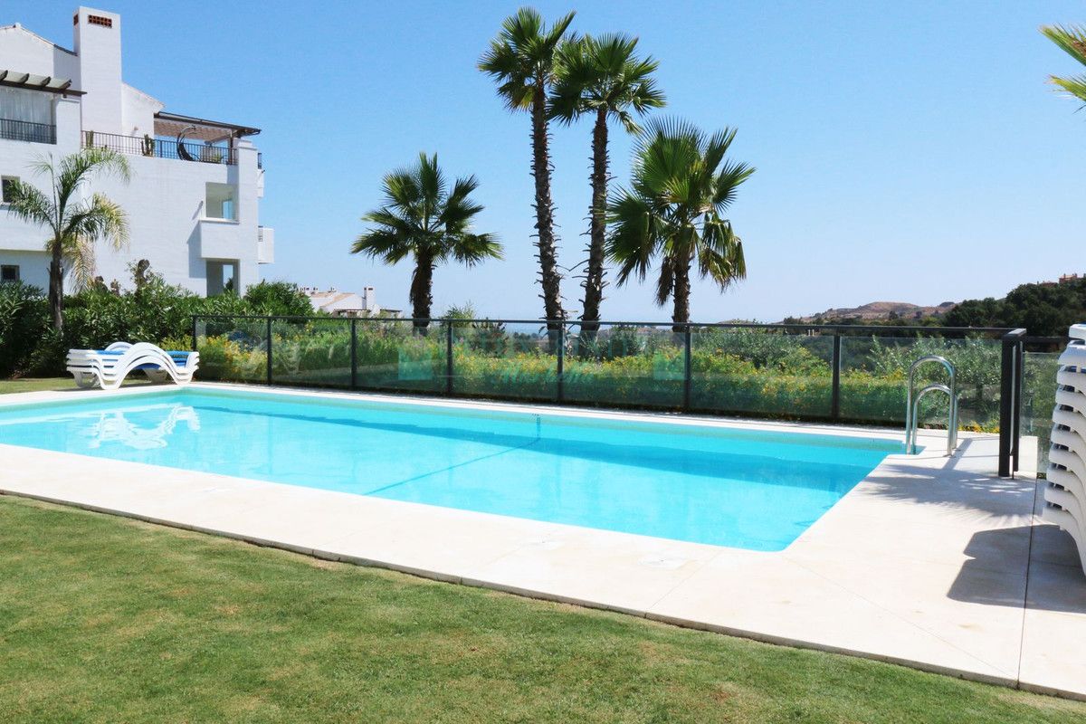Apartamento Planta Baja en venta en La Mairena, Marbella Este
